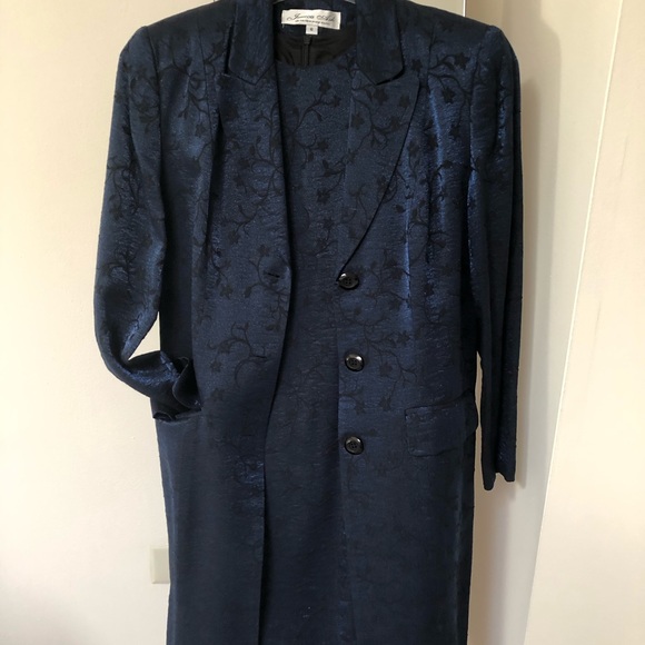 Sheath Jaguard Dress with matching long jacket - Picture 1 of 8